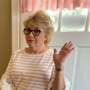 Meet your Posher, Betsy